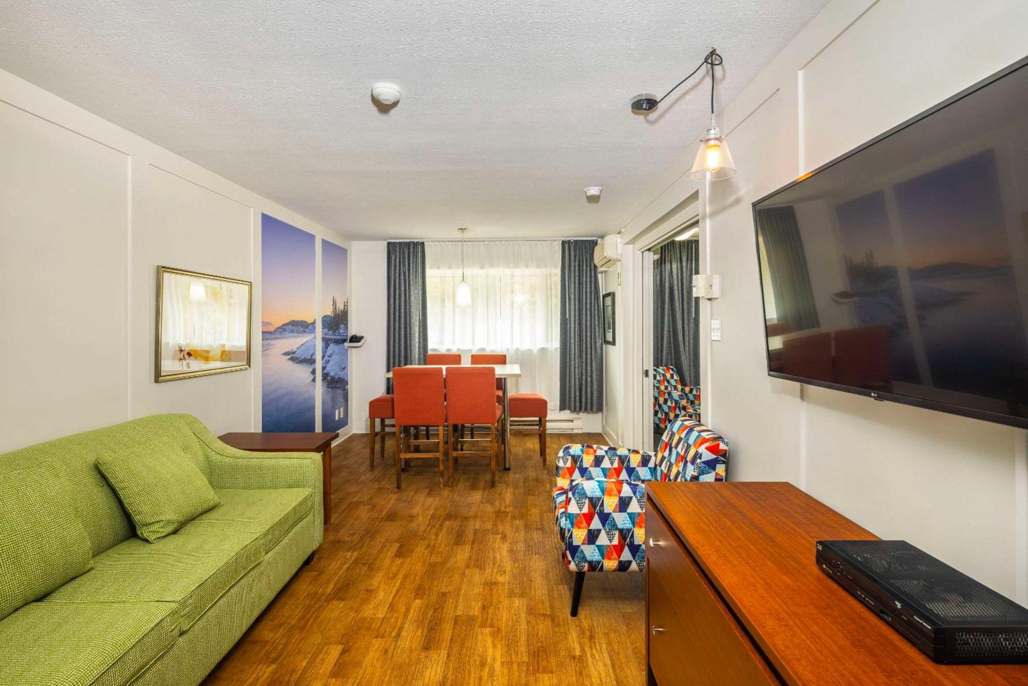 Clarion Pointe La Malbaie 호텔 외부 사진