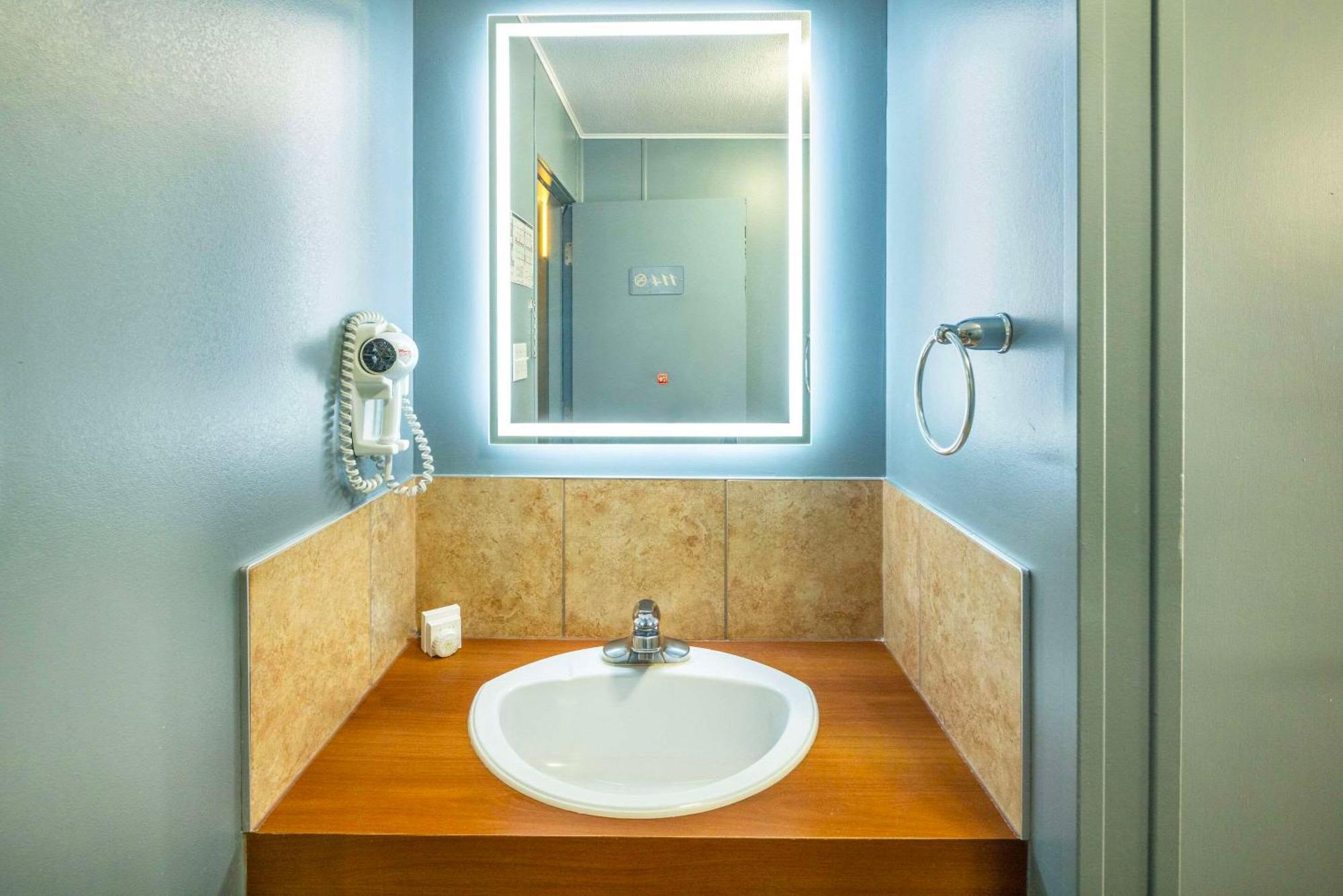 Clarion Pointe La Malbaie 호텔 외부 사진