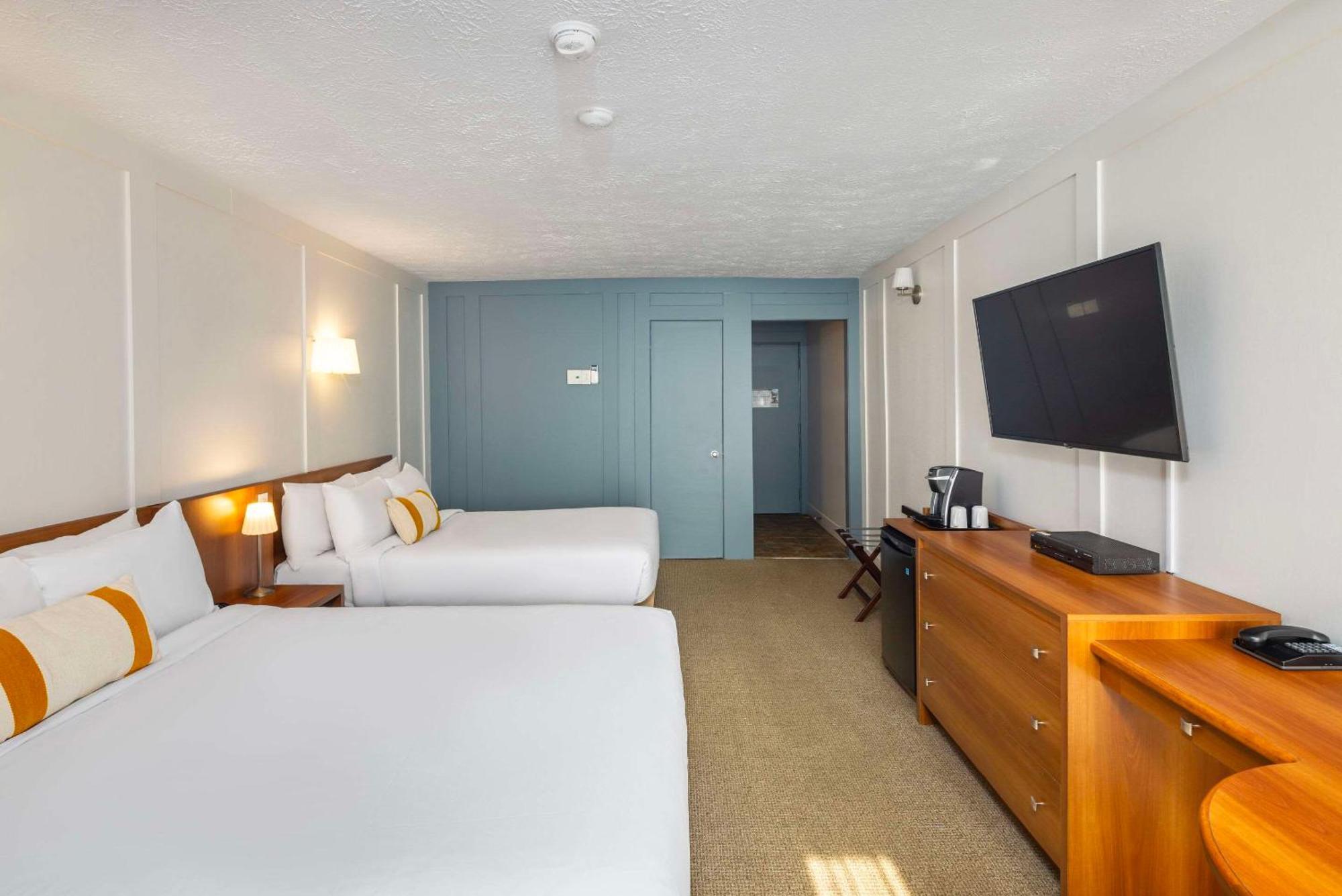 Clarion Pointe La Malbaie 호텔 외부 사진