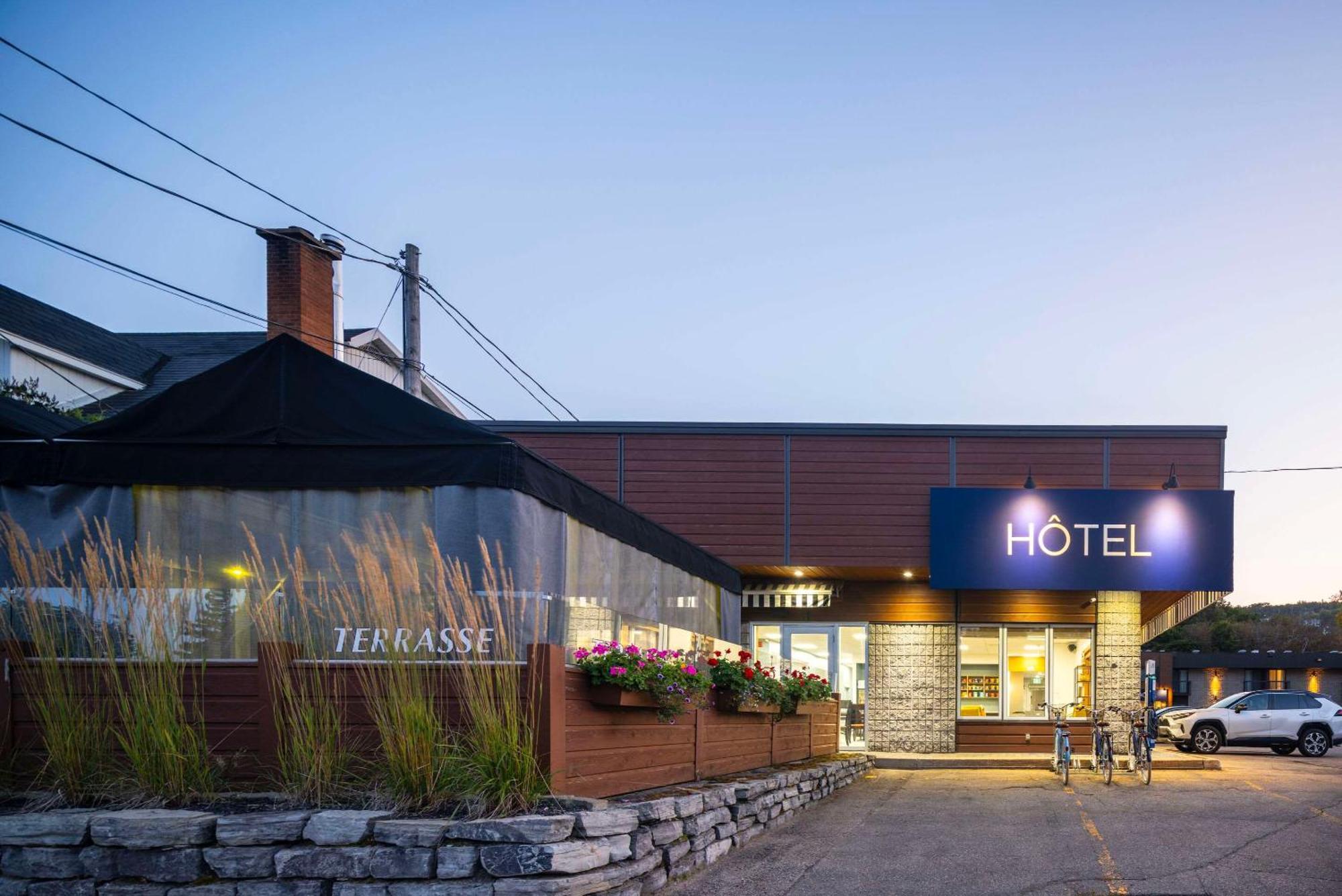 Clarion Pointe La Malbaie 호텔 외부 사진