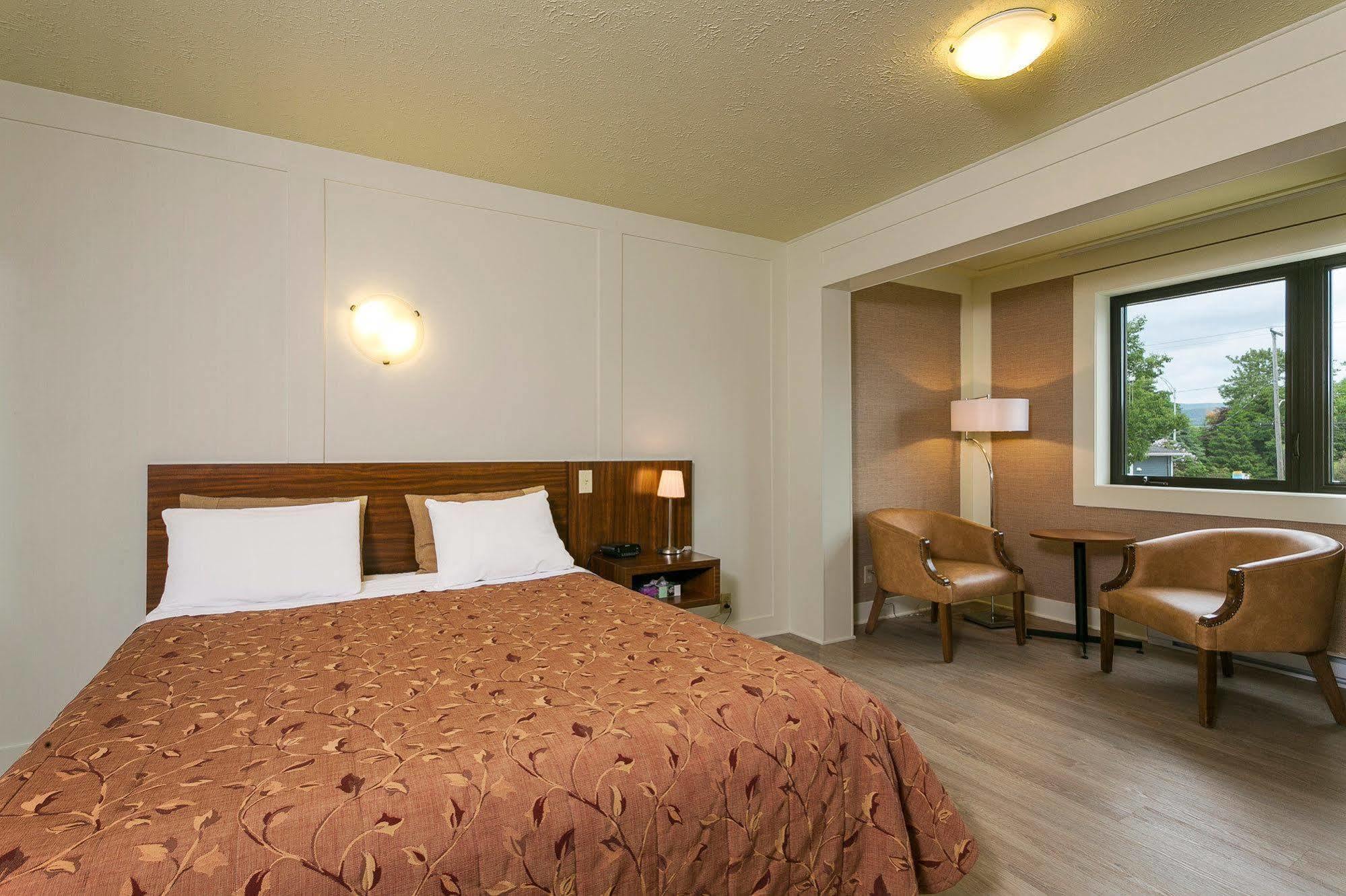 Clarion Pointe La Malbaie 호텔 외부 사진